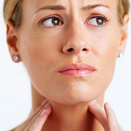 6 dấu hiệu của bệnh ung thư vòm họng