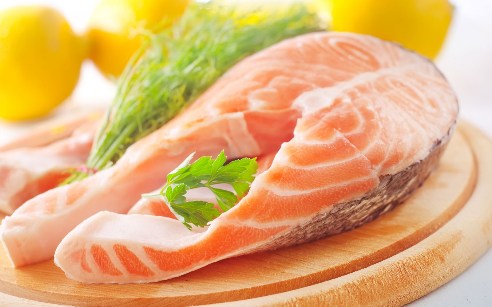 10 lý do nên ăn nhiều cá