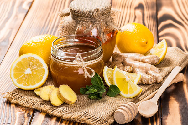 5 lý do để uống nước chanh mật ong vào sáng sớm