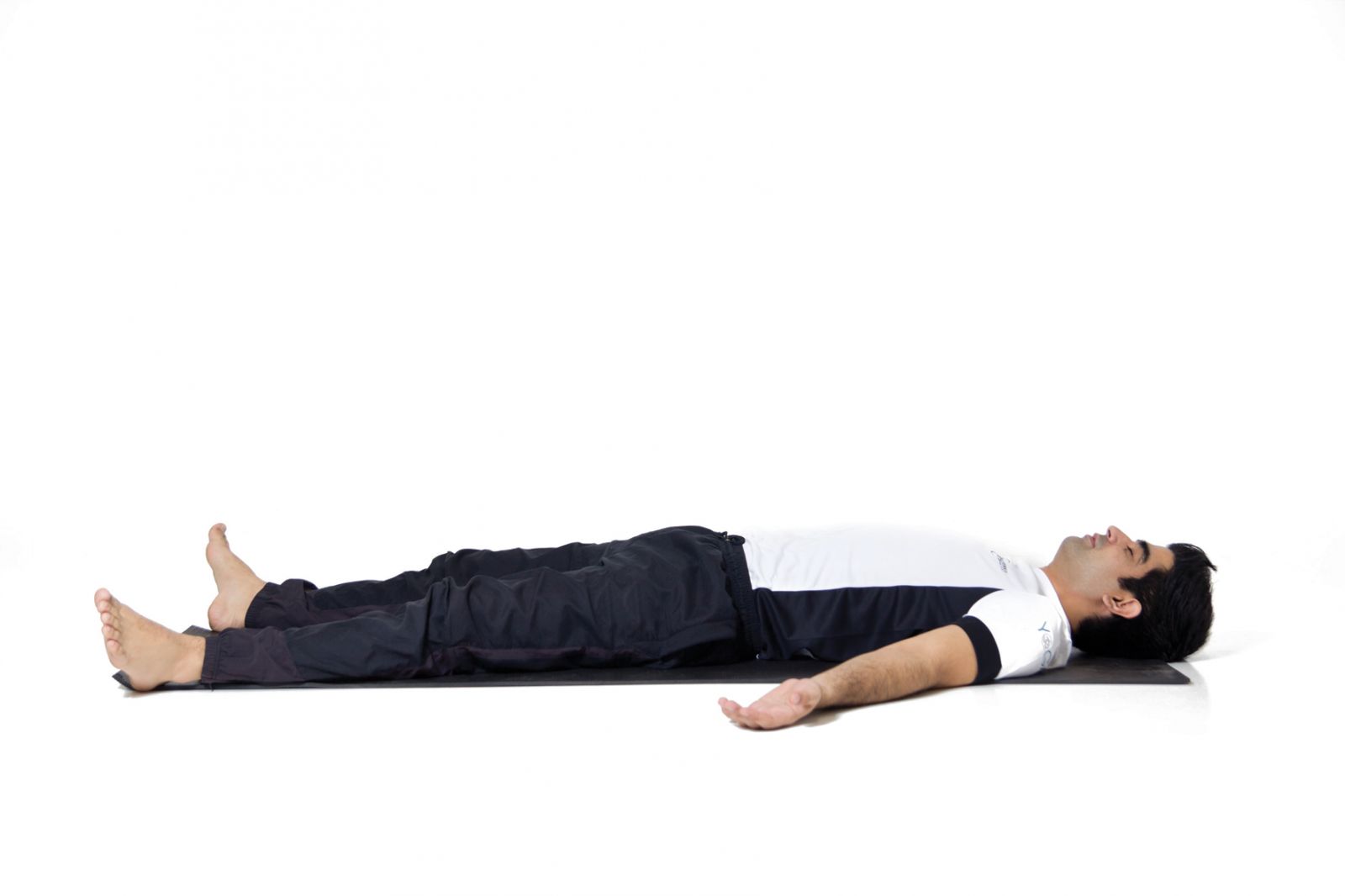 7 động tác yoga giúp bạn ngủ ngon hơn