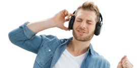 Những thói quen không tốt có hại cho tai