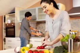 4 mẹo vặt trong bếp hữu ích cho mọi nhà